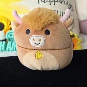 Squishmallows Tan Highland Cow Plush with Pink Horns